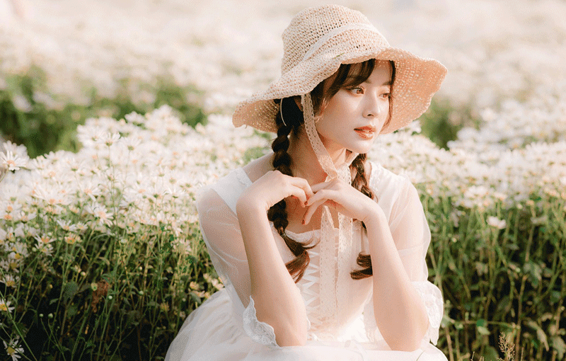 Read more about the article Discover Spirit Connection Through This Higher Self Drawing Review